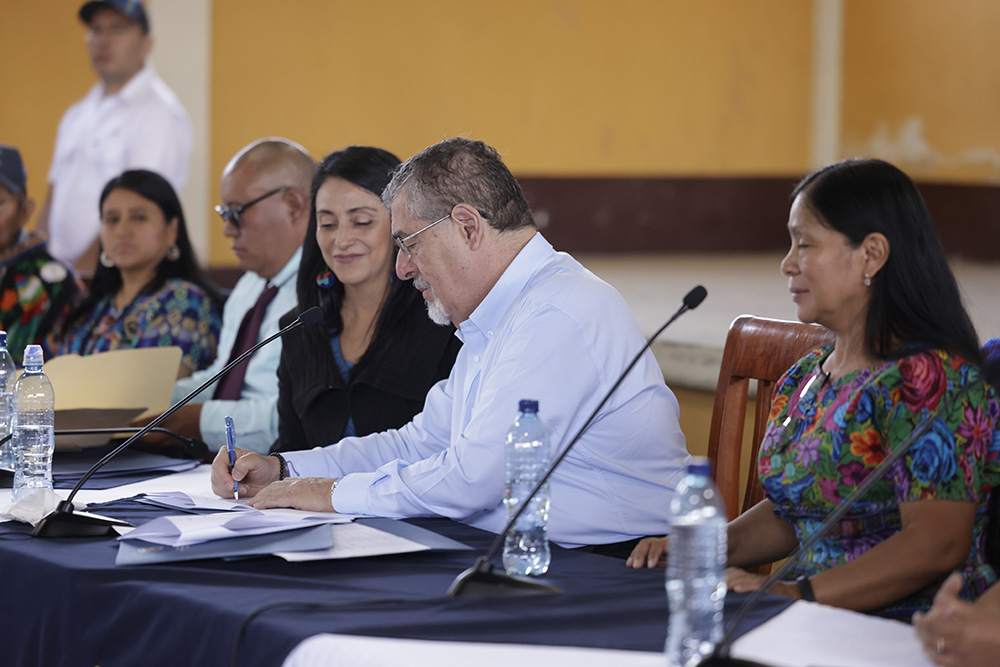 Gobierno de Guatemala y autoridades del Consejo Maya K’iche’ de Quetzaltenango firman agenda de trabajo conjunto