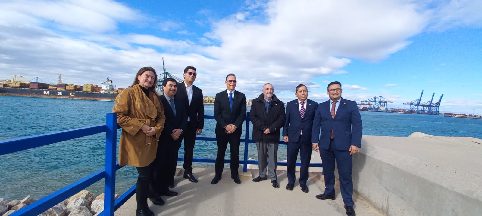 Reunión con autoridades del puerto de Valencia