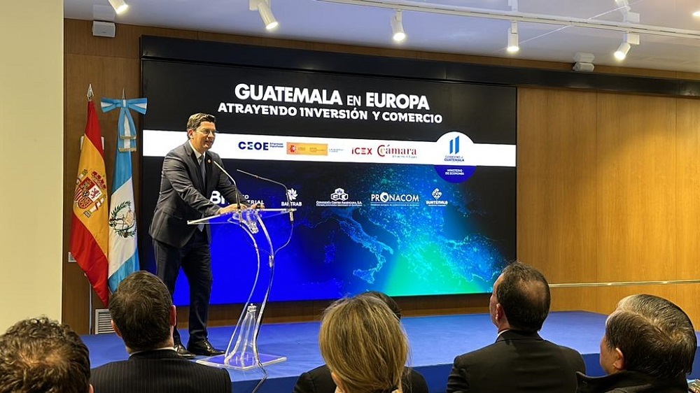 ministro Rosales