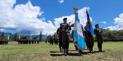 Inauguración de la Séptima Brigada de Infantería, con sede en Salamá.