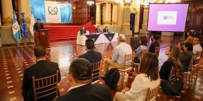 El Ministro de Economía Dr.  Janio Rosales presidió el evento. 