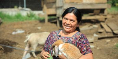 Mujeres que transforman el campo y producen alimentos