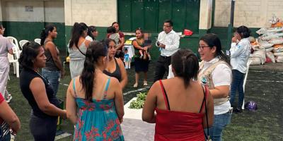 Capacitan a madres de familia en seguridad alimentaria y nutricional en Flores Costa Cuca