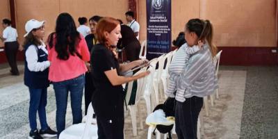Habitantes de la colonia El Cerrito reciben consultas médicas gratuitas