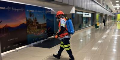 Aeropuerto La Aurora intensifica fumigación para mantener espacios seguros