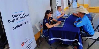 Mintrab realiza kiosco de Empleo en Chiquimula
