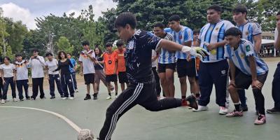 Campo Marte reunió a más de 700 estudiantes en jornada deportiva por la Independencia