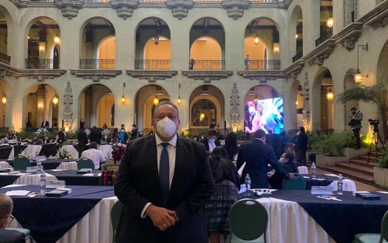 Ing. Luis Ruano participando en CONADUR