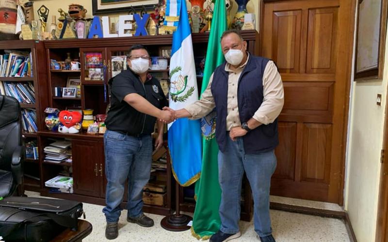 Ing. Luis Ruano y alcalde de dicho municipio 