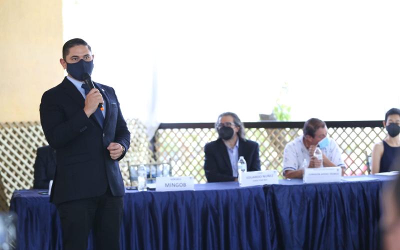 Tercer viceministro participa en primer diálogo ciudadano en Villa Nueva