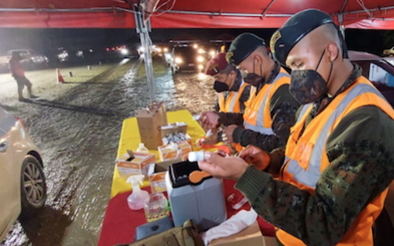 Puestos de Vacunación Mariscal Zavala, Guardia de Honor/ Campo Marte vacunan a más de 3 mil guatemaltecos en horario nocturno