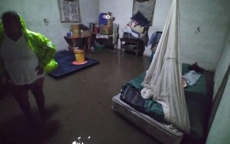 Inundación en aldea El Guacamayo, Los Amates, Izabal.