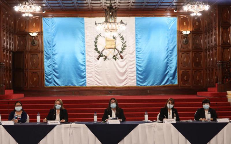 Ministra Claudia Ruíz rinde Informe de Gestión del Ministerio de Educación