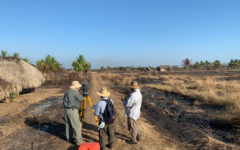 FONTIERRAS brinda asesoría a miembros de -ASOCABRIMAR-