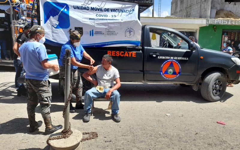 La unidad móvil se desplaza a los lugares más remotos de difícil acceso en el departamento de Huehuetenango.