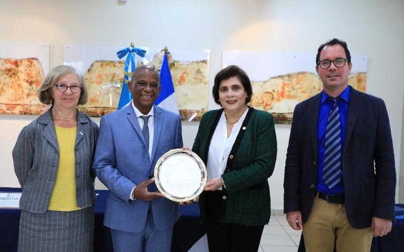 Minex reconoce labor de promoción cultural de alcalde de Saint-Pierre, Martinica