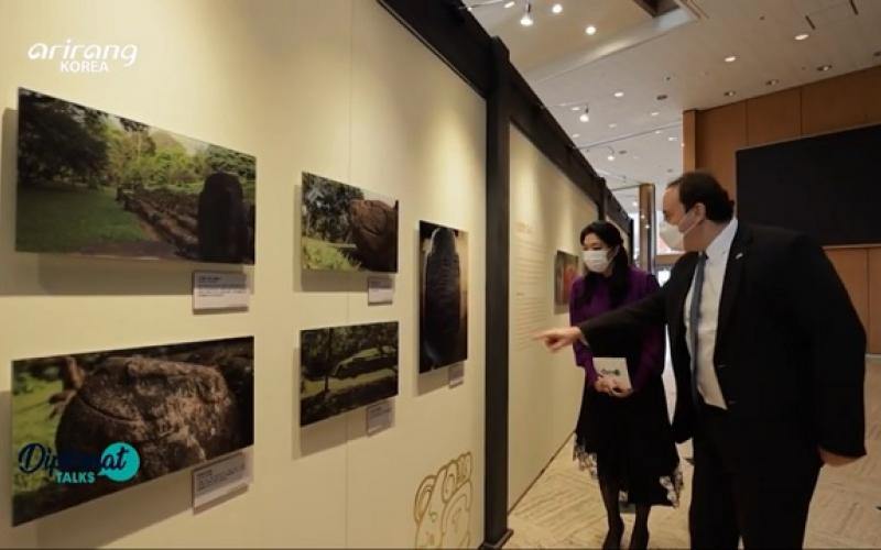 Exhiben en televisión coreana la riqueza arqueológica de Tak'alik Ab'aj
