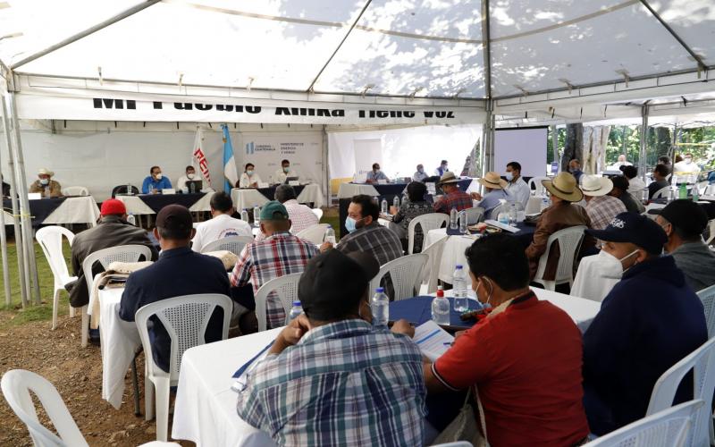 El Ministerio de Energía y Minas lidera procesos de consultas comunitarias a pueblos indígenas,