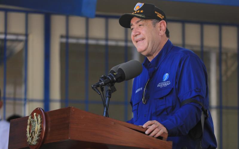 Presidente Alejandro Giammattei inaugura escuela y centro de salud en Gira Presidencial 2022 en Jutiapa