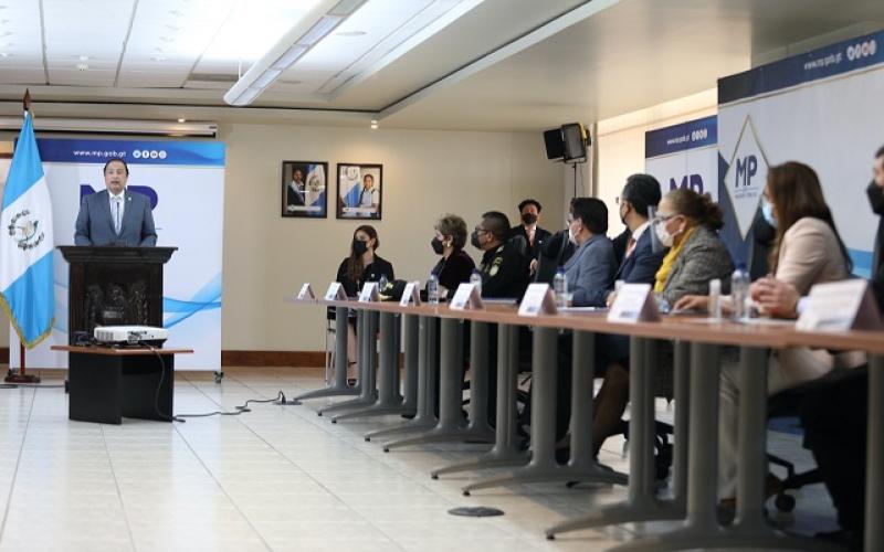 Canciller Búcaro participa en presentación de metodología enfocada en búsqueda de mujeres desaparecidas