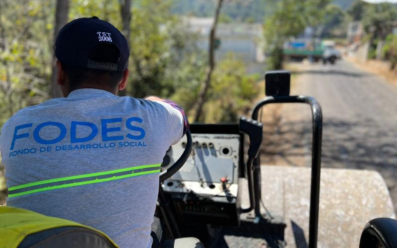 Fodes mejora camino en San Marcos