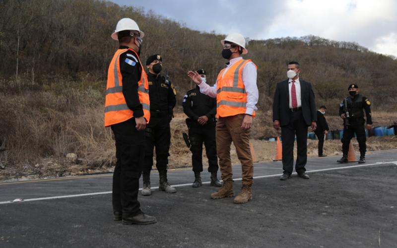 Mejoran ingreso de camiones al Complejo de precursores químicos