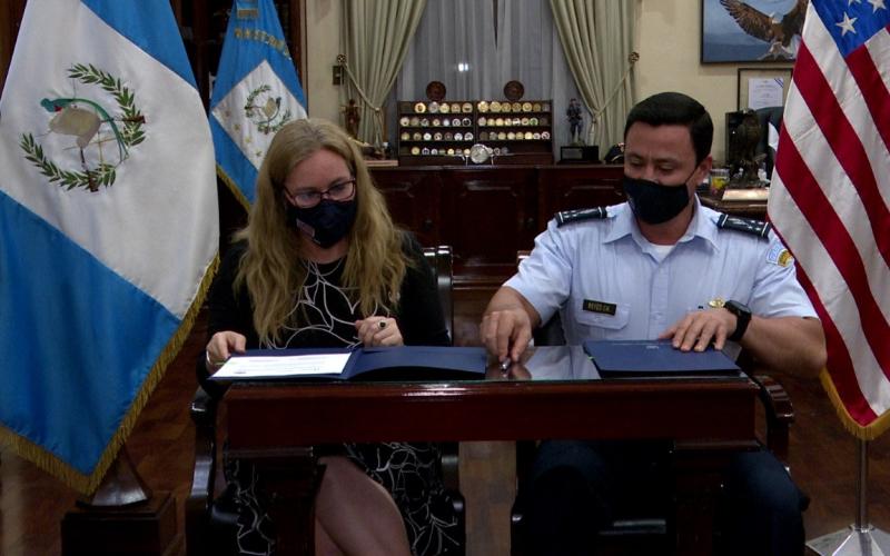 Convenio de cooperación con los Estados Unidos de América fortalecerá capacidades de la Marina de la Defensa Nacional para beneficio de los guatemaltecos