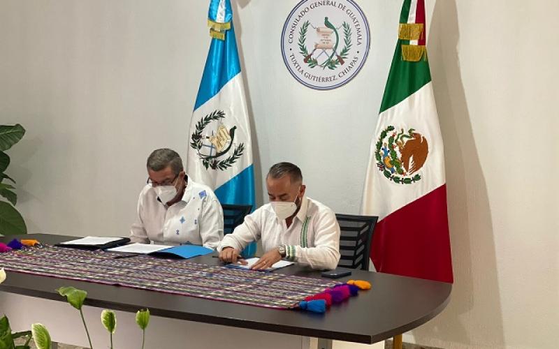 Consulado de Guatemala participa en firma de convenio de cooperación entre USAC e Instituto de Administración Pública de Chiapas, México