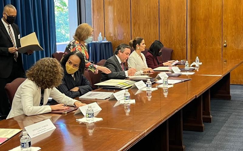 Guatemala y EE. UU. renuevan acuerdo de información sobre derechos laborales