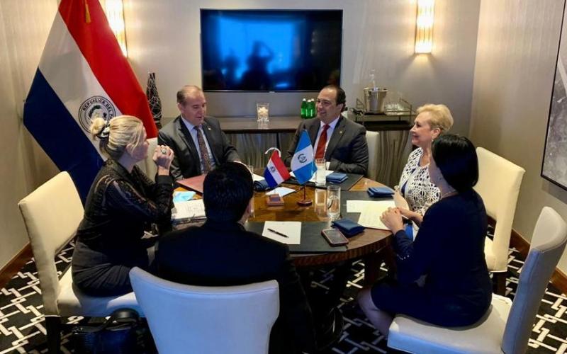 Cancilleres de Guatemala y Paraguay reafirman lazos de amistad entre ambas naciones