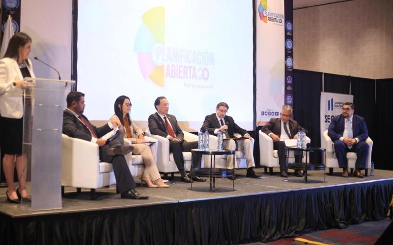 Segundo Foro pilar 1 Economía y Prosperidad y Competitividad