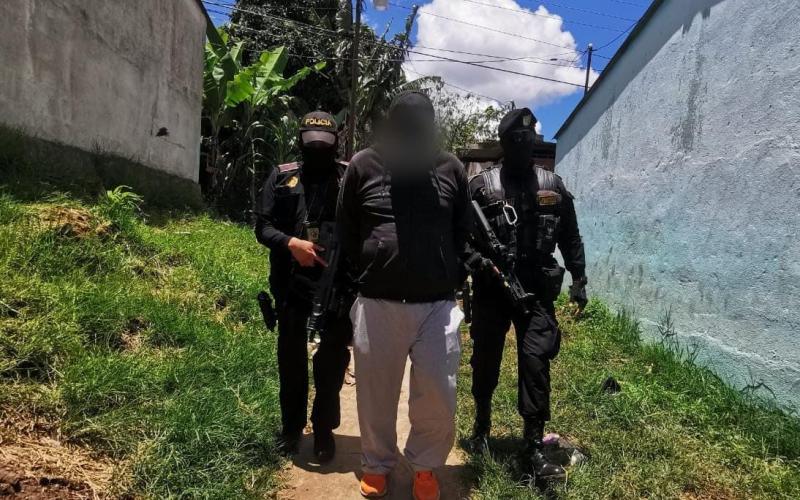 Ciberdelitos continúa tras estafadores de encomiendas