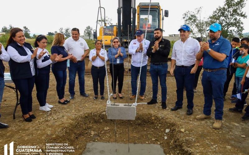 Primera piedra de la Escuela Bicentenario Esquipulas, Chiquimula
