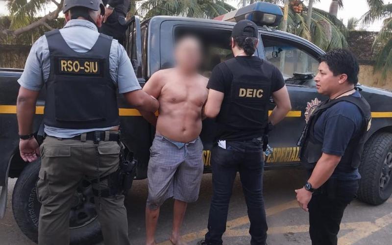 PNC detiene al extraditable número 39 en Escuintla