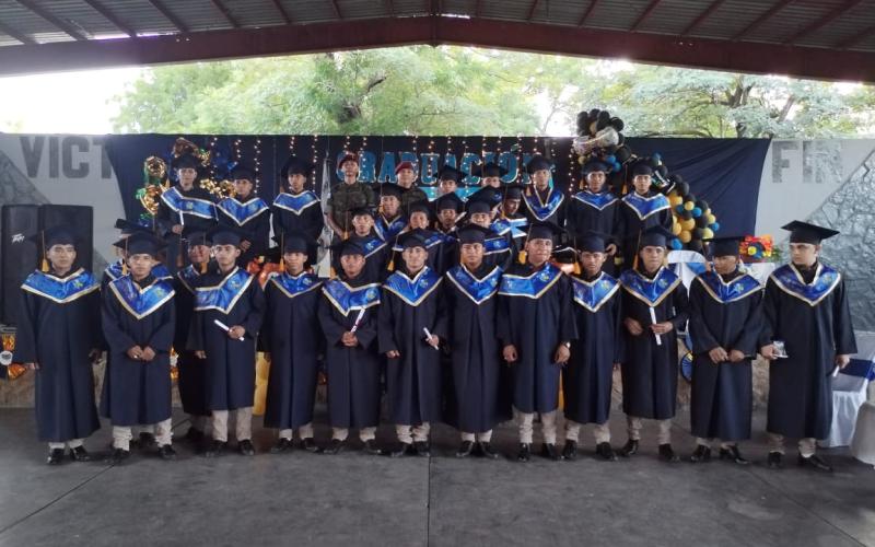 Estudios por madurez, una oportunidad para los soldados y su familia.
