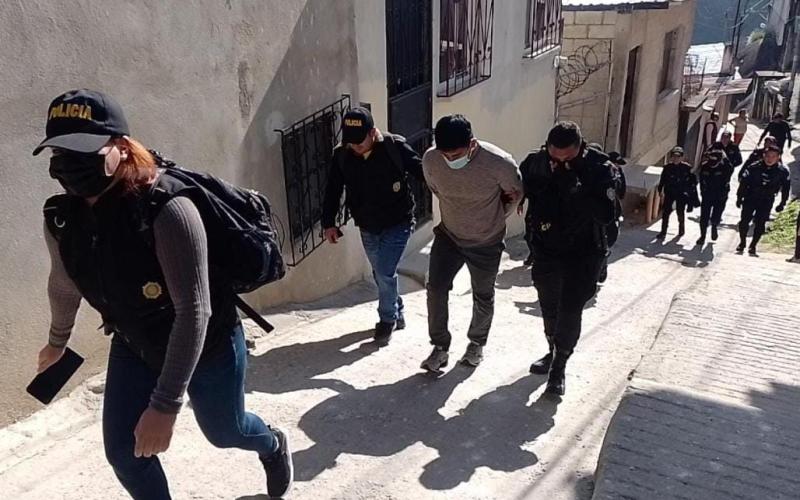 Capturan a hombre por presunta violación