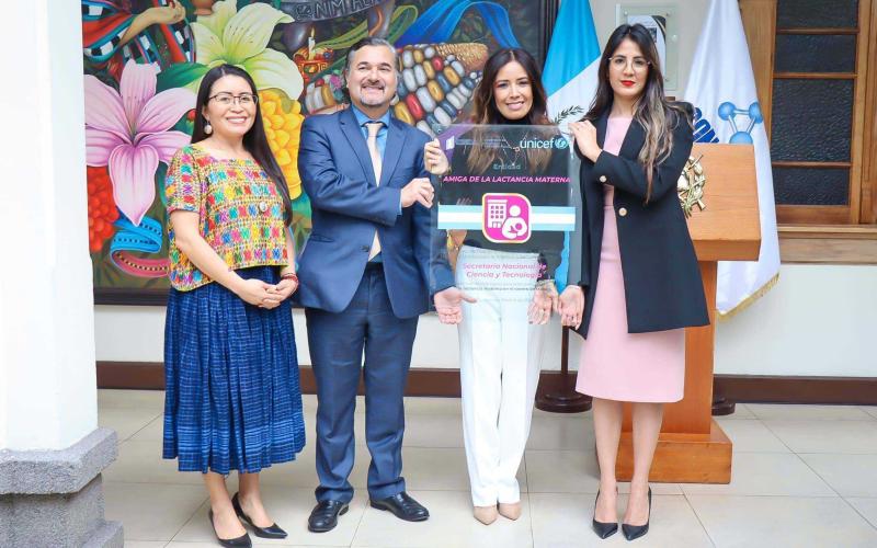 Senacyt recibe la certificación del espacio  “amigos de la lactancia materna”