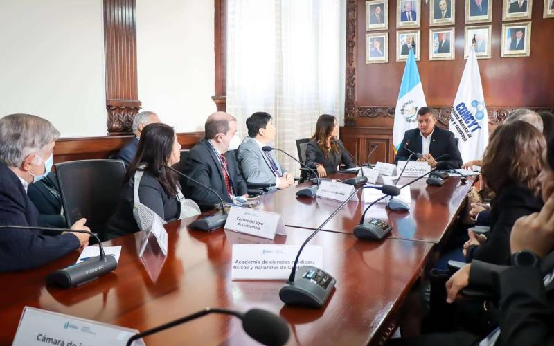 Reunión del Concyt 