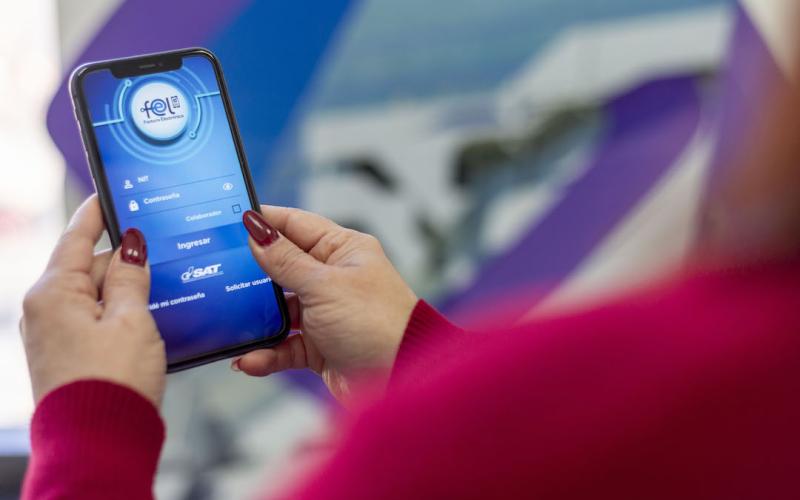 Directorio de la SAT implementa la emisión masiva de DTE