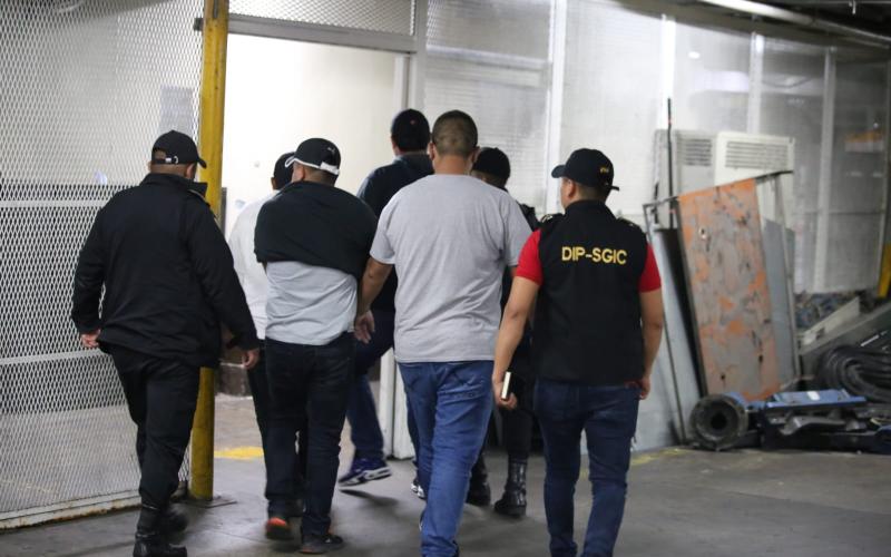 Operativos policiales dejan más de 400 personas capturadas a nivel nacional