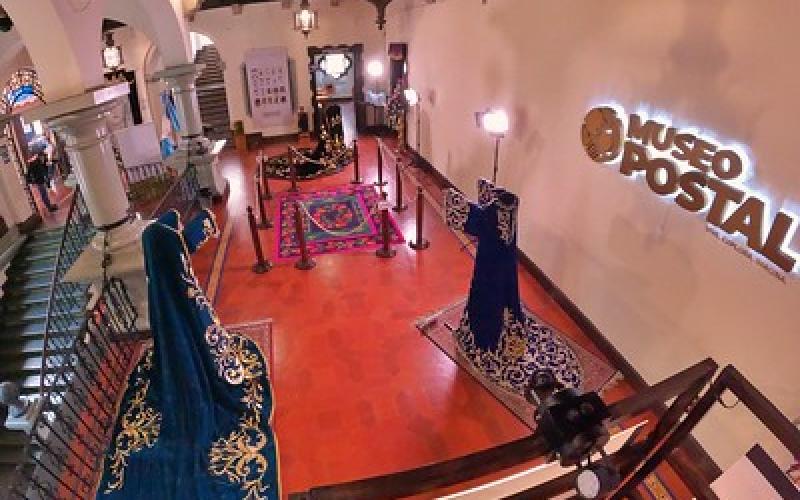 Exposición en Palacio de Correos. 