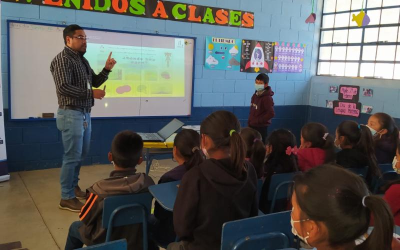 Delegación de San Marcos celebra el Día Mundial del Agua con estudiantes de San Pedro Sacatepéquez