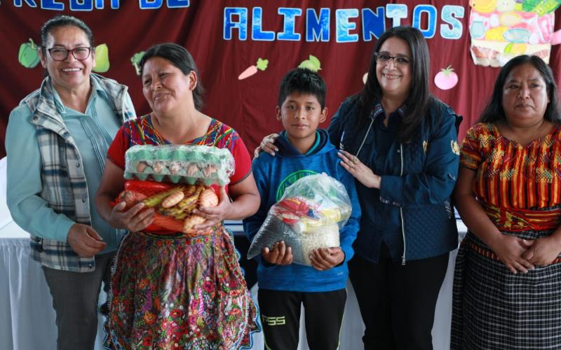 Ministerio de Educación realiza la segunda entrega de Alimentación Escolar