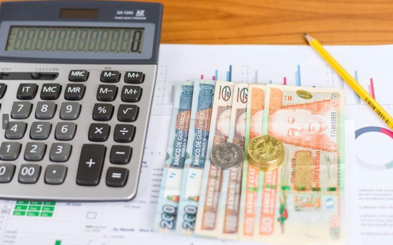 Análisis de sostenibilidad de deuda proyecta escenario estable a mediano plazo