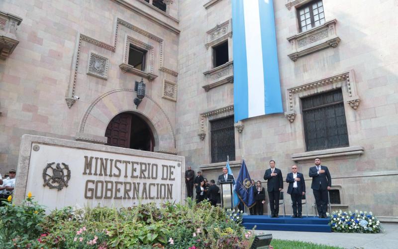 Ministerio de Gobernación conmemora 184 años de servicio a la población guatemalteca