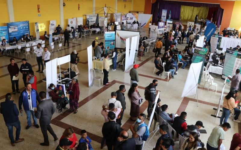 Jornadas Móviles benefician a más de 31 mil guatemaltecos