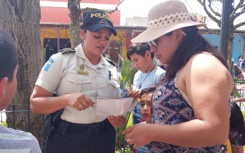 Amo ser madre y desempeñar mi labor policial