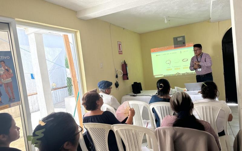 Emprendedores de Sacatepéquez son capacitados por el Mineco