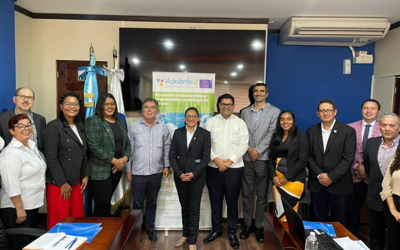 Socios de la Alianza de Cooperación Triangular visitan el INE-Guatemala