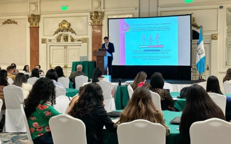 SESAN presenta actualización de la POLSAN 2022-2037 ante nutricionistas de Guatemala